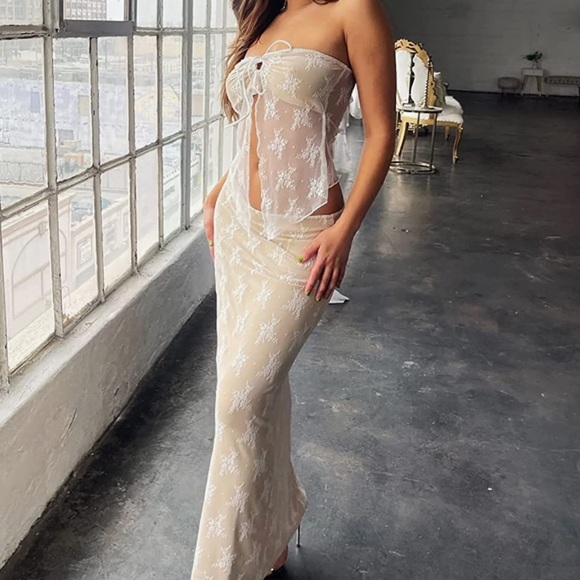 Princess Polly Dresses & Skirts - White Lace 2 Piece Skirt Set (Princes Polly inspired)